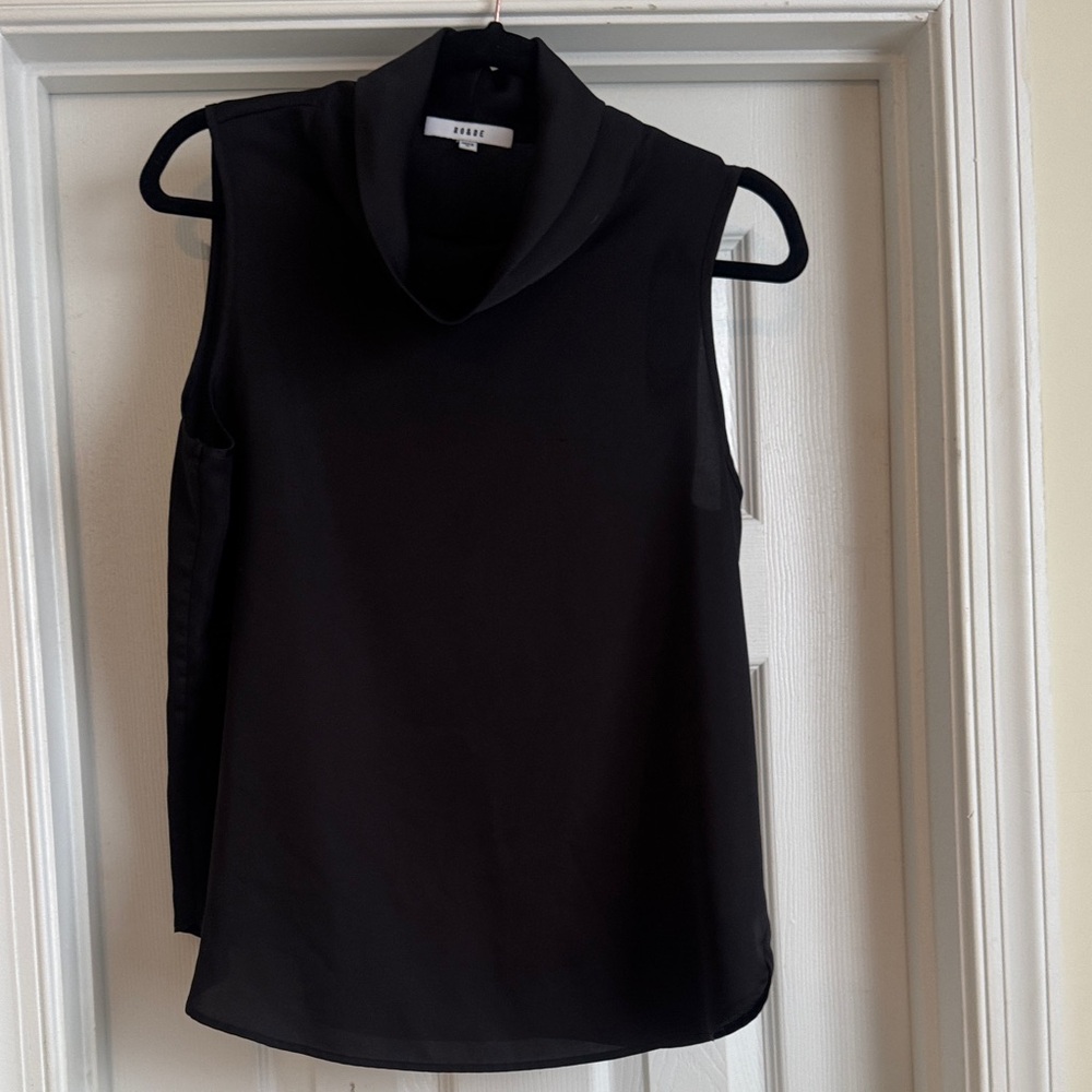 Ro & De Black Sleeveless Blouse